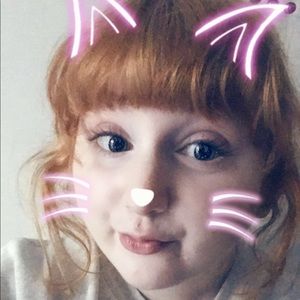 Meet your Posher, Amelia